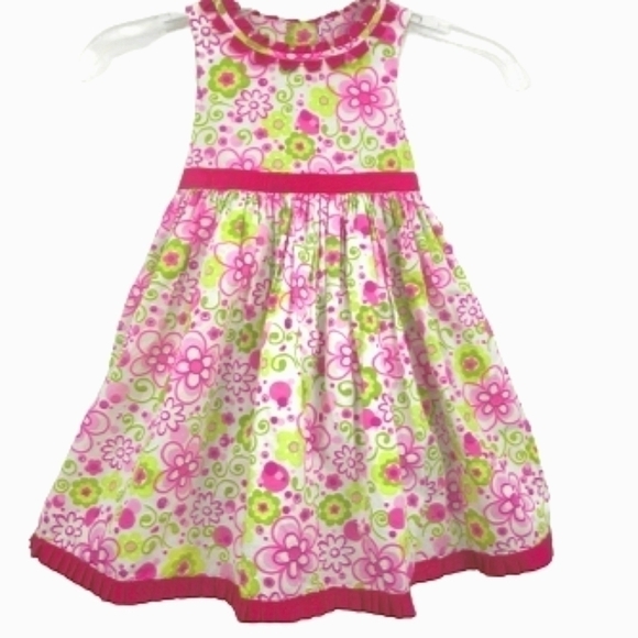 Savannah Other - Savannah Girl's 2T Sleeveless Pink Green Dress with Ruffled Bottom Floral Print